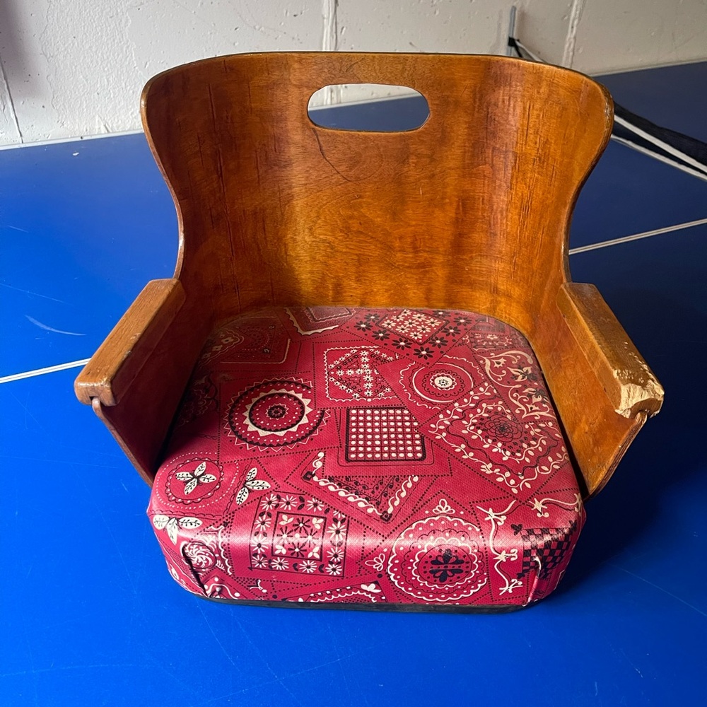 Vintage Tri-Par Child’s Mid Century Barber Booster Seat -Bent Curved Wood Back-